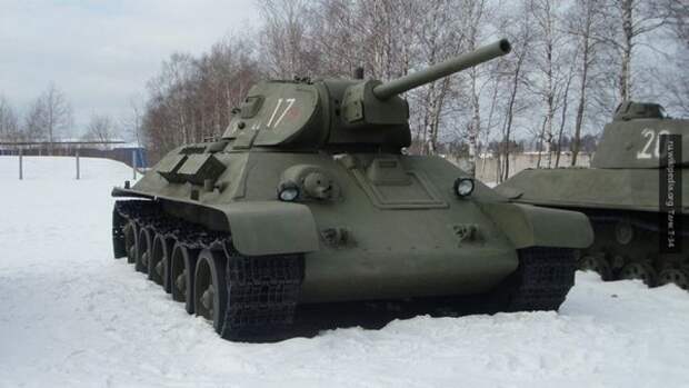 Стоявшие на вооружении армии Лаоса танки Т-34 вернулись в Россию