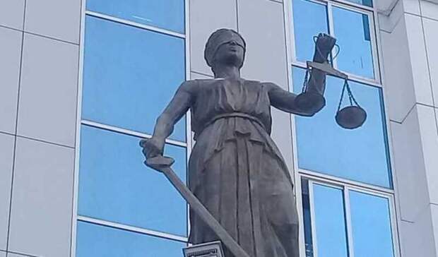 Фирму в Ясном наказали за свалку мусора на автодроме