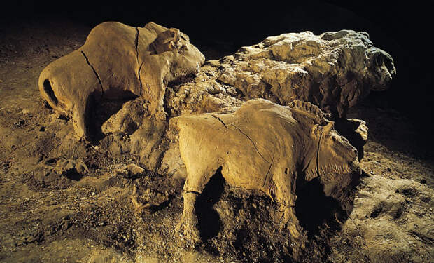 Археологи нашли артефакт, созданный задолго до Древнего Египта и Шумеров. Возраст статуи составляет 14 тысяч лет