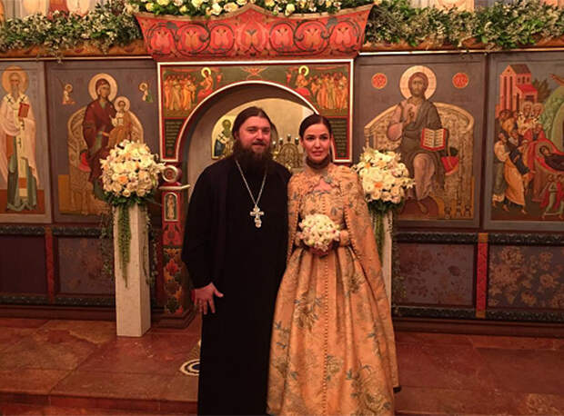 Алена Ахмадуллина венчание