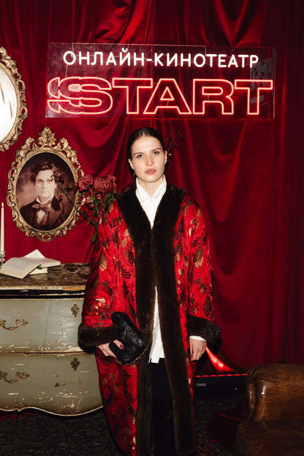 Укус ночи: Юлия Хлынина, Татьяна Догилева и Ольга Медынич Укус ночи: Юлия Хлынина, Татьяна Догилева и Ольга Медынич