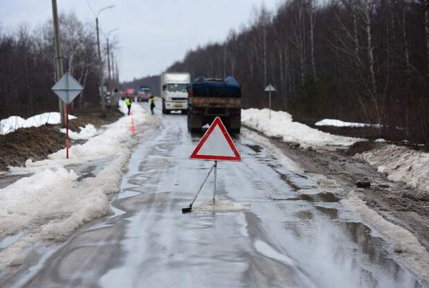 График закрытия дорог России на просушку в 2026 году и его влияние