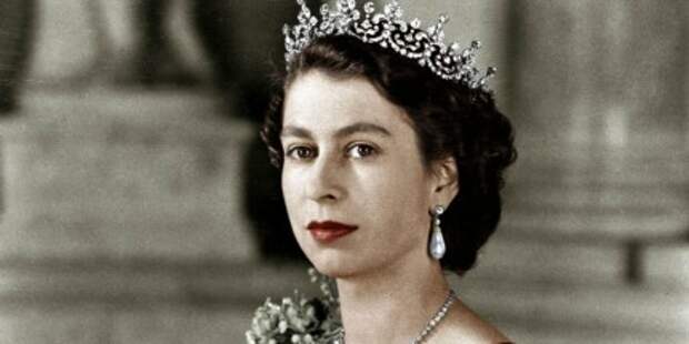 Елизавета II в молодости: как она выглядела