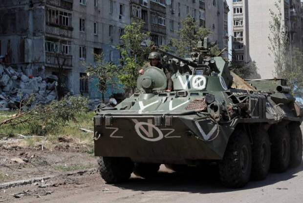 БТР-82А с противотанковым ракетным комплексом «Фагот»