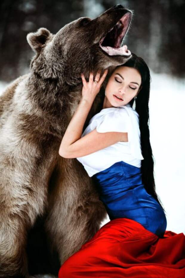 Картинки по запросу патриоты девушка медведь
