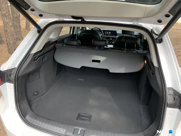 Китайцы сделали замену суперпопулярному Lexus RX — за что просят 4 миллиона (фото и видео)