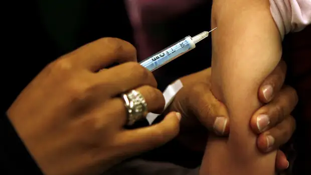 Власти Нидерландов одобрили вакцинацию от коронавируса детей в возрасте 5—11 лет