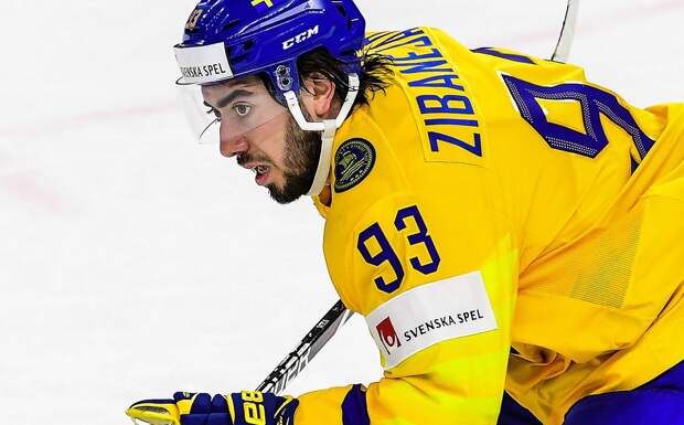 Нападающий «Рейнджерс» Зибанежад сыграл 1000-й матч в НХЛ