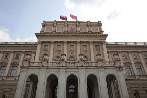 Парламент в Петербурге может ввести уголовную ответственность за фальсификат