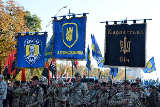 Киев пугает жителей Херсона уходом российских войск