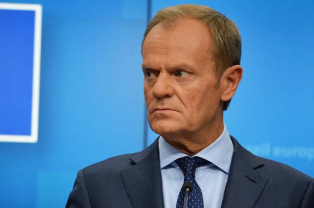 Дмитриев ответил Туску после заявлений о политическом курсе Венгрии