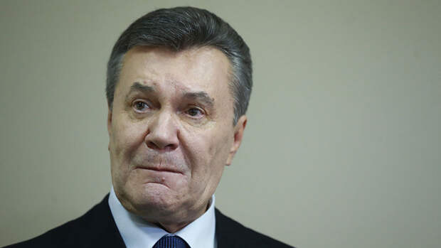 Суд в Киеве отказался рассматривать иск Януковича о незаконном лишении власти