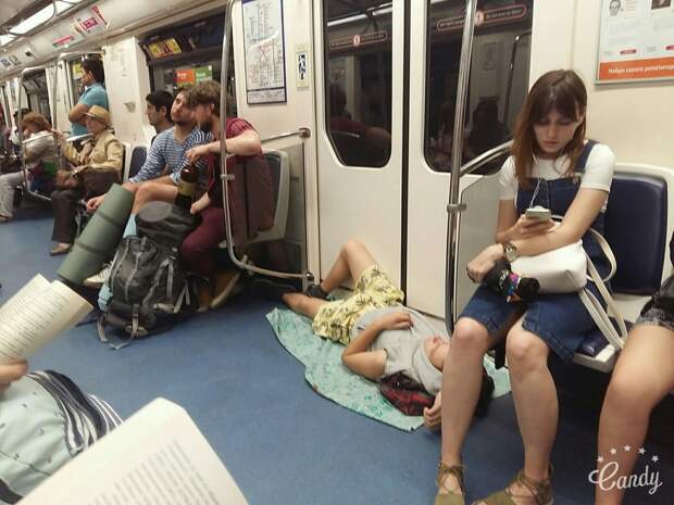 Странные пассажиры из российского метрополитена