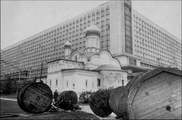 Гостиница Россия возле Красной площади. СССР, Москва, 1972 год.