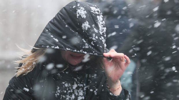 О резком ухудшении погоды в Москве предупредили в МЧС