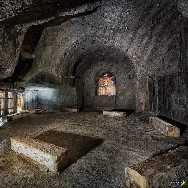 Польская соляная шахта выглядит как дворец