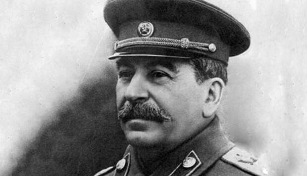 Спокойный и невозмутимый, товарищ Сталин