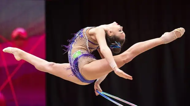 Непобедимая красота: Дина Аверина выиграла личное многоборье и стала 18-кратной чемпионкой мира