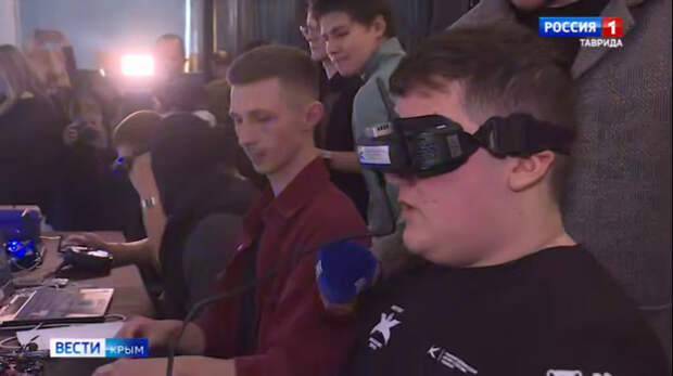 В Керчи сегодня прошли соревнования между студентами — операторами БпЛА