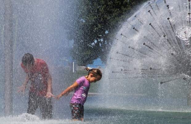 fountain-5443479_1280-1024x666 Ребенку нельзя разрешать купаться в городских фонтанах! 4 веские причины