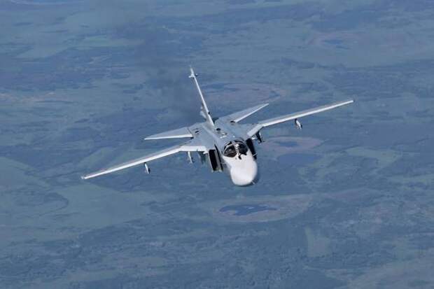 Дозаправка Су-24МР в воздухе