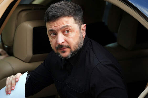 Аналитик Кошкович назвал авантюрой нападки Зеленского на Венгрию и Словакию