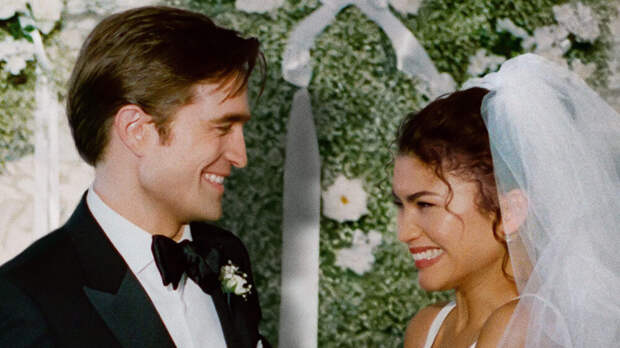 Свадьба Зендеи и Паттинсона, скандал и «Сумерки»: что происходит вокруг промо фильма «Вот это драма!»