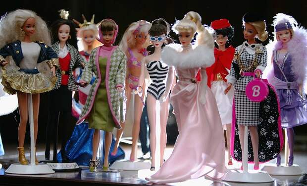 Ролевые игры: эволюция куклы Барби 