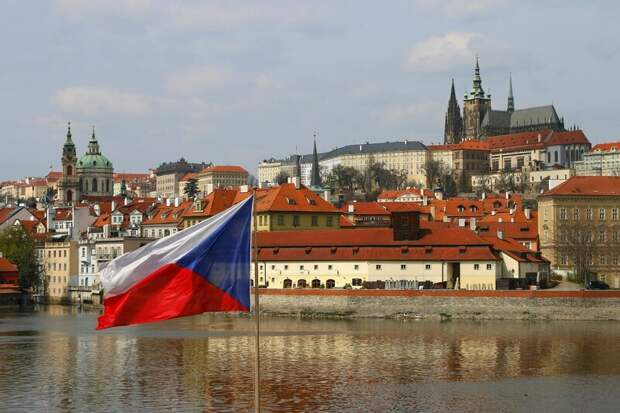 Чехия приостановила дело о взрывах на складах боеприпасов во Врбетице