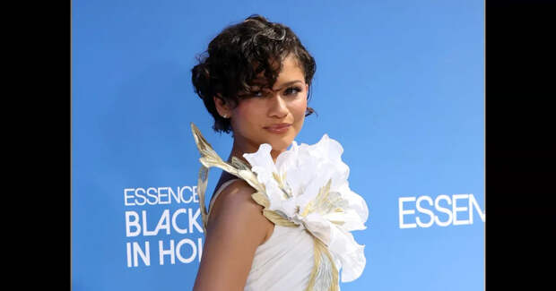 Зендая подтвердила слухи о свадьбе с Томом Холландом и показала обручальное кольцо