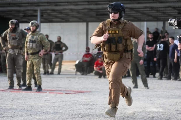 В Чечне отметили, что Адам Кадыров имеет звание младшего лейтенанта МВД