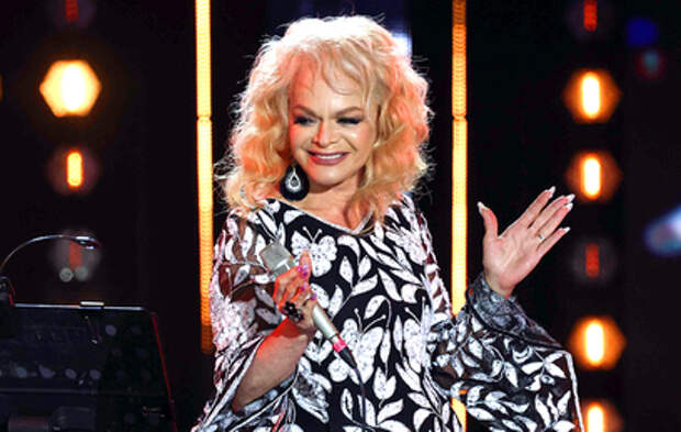 Рассекречены богатства Ларисы Долиной: вот сколько денег и домов у певицы