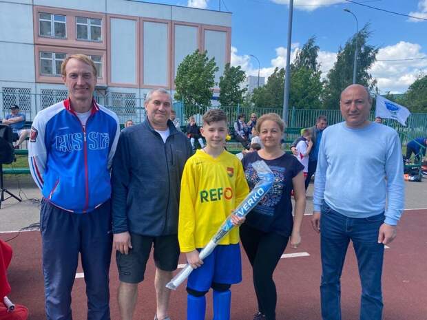 В Северном прошли соревнования по мини-хоккею
