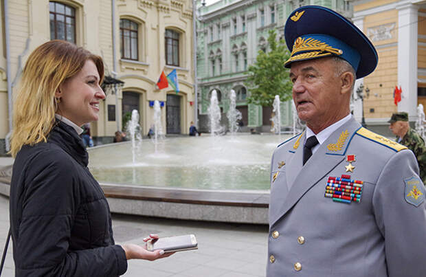 Встреча с генерал-полковником Валерием Востротиным. Фото: moscow.er.ru