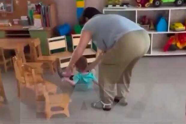 Стало известно об избиении полуторагодовалых детей в российском детском саду