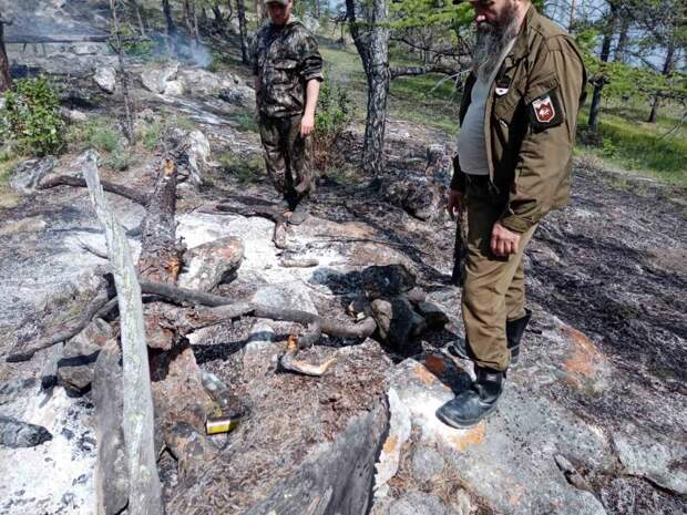 Участок леса сгорел в Ольхонском районе на территории нацпарка