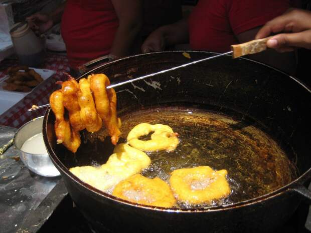 picarones-peruvian-food-1