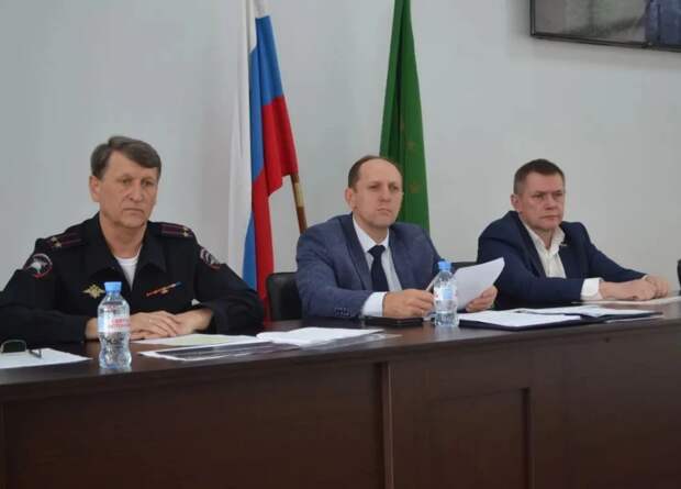 Глава Майкопского района Михаил Марьин возглавил заседание комиссии по безопасности дорожного движения