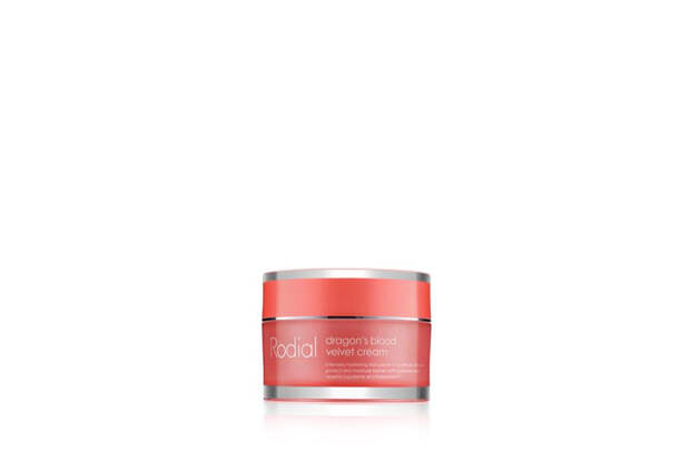 Крем для лица с экстрактом красной древесной смолы Dragon'S Blood Velvet Cream, Rodial, 8899 руб. («Рив Гош»)
