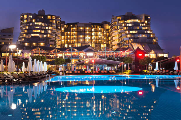 Курорт Limak Lara Deluxe Hotel & Resort (Limak Lara)