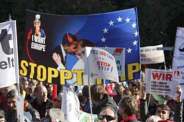 Протест против торгового соглашения США и ЕС