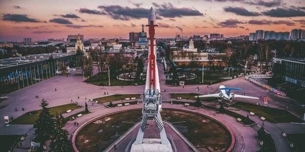 Сергунина: ВДНХ в 12-й раз подряд поддержит акцию «Час Земли». Фото: Е. Самарин mos.ru