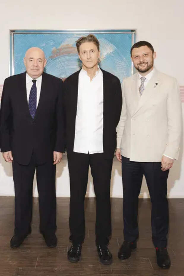 Михаил Швыдкой, Александр Чистяков, Василий Церетели