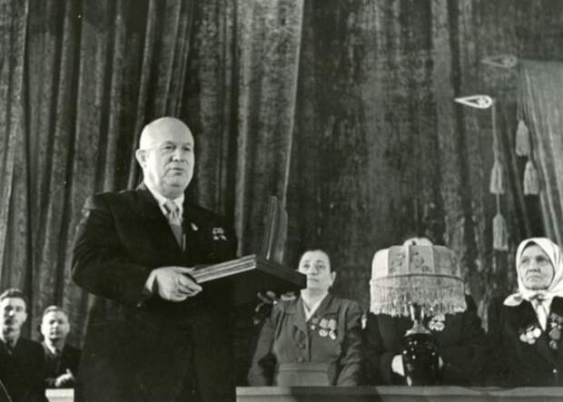 В 1958 году Рязанская область получила орден Ленина