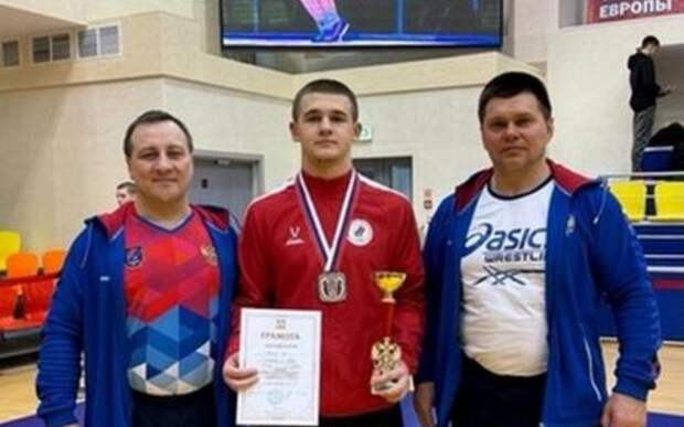Рязанцы стали серебряными призёрами первенства по греко-римской борьбе