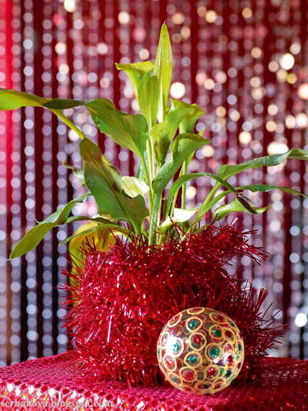 home-flowers-in-new-year-decorating4-1 (450x600, 127Kb)