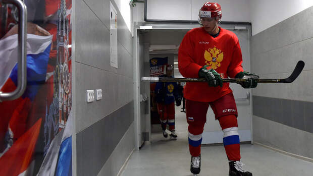 Среда. Санкт-Петербург. Владимир ТКАЧЕВ. Фото photo.khl.ru