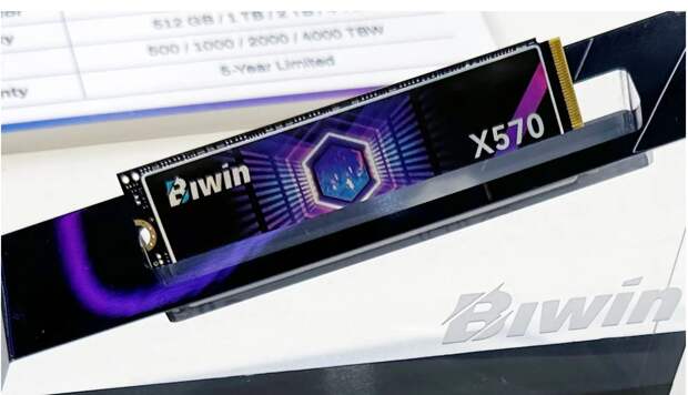 Biwin.jpg Biwin.jpg