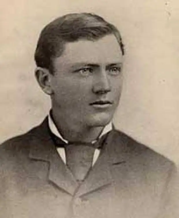 Бёрнхем Фредерик Рассел («Тот, кто видит в темноте»). Один из участников Англо-бурской войны 1899-1902 гг.