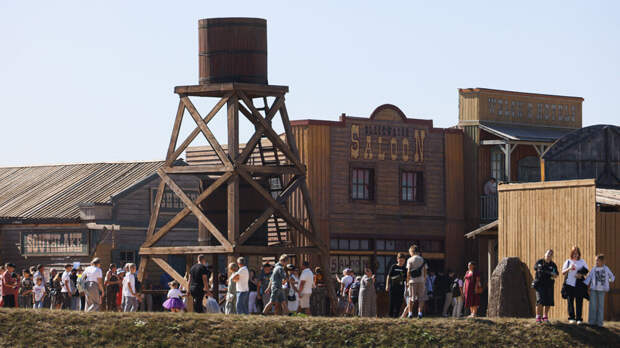 Более 70 туркомпаний со всей России организовали поездки в кинопарк «Москино»